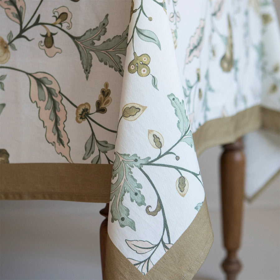 Mantel Louisa