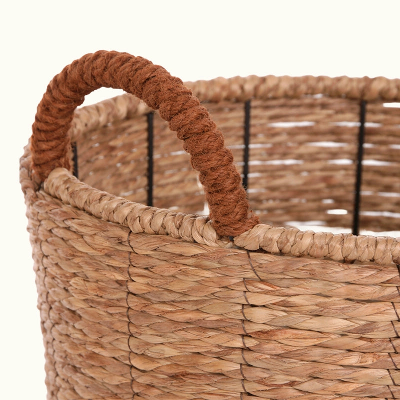 Cesta ratán y cuerda